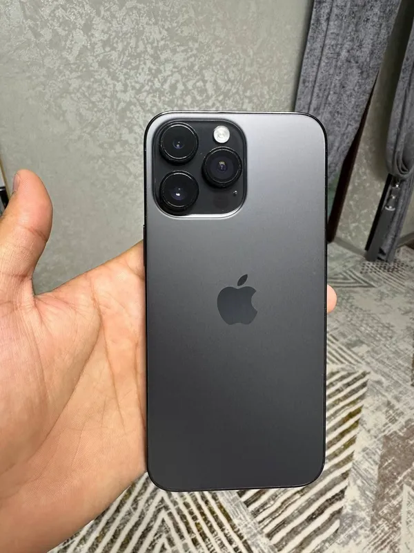 iPhone 14 pro max 3
