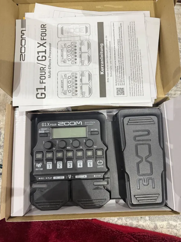 Продаю гитарный процессор Zoom G1X four 2 Продаю гитарный процессор Zoom G1X four 2