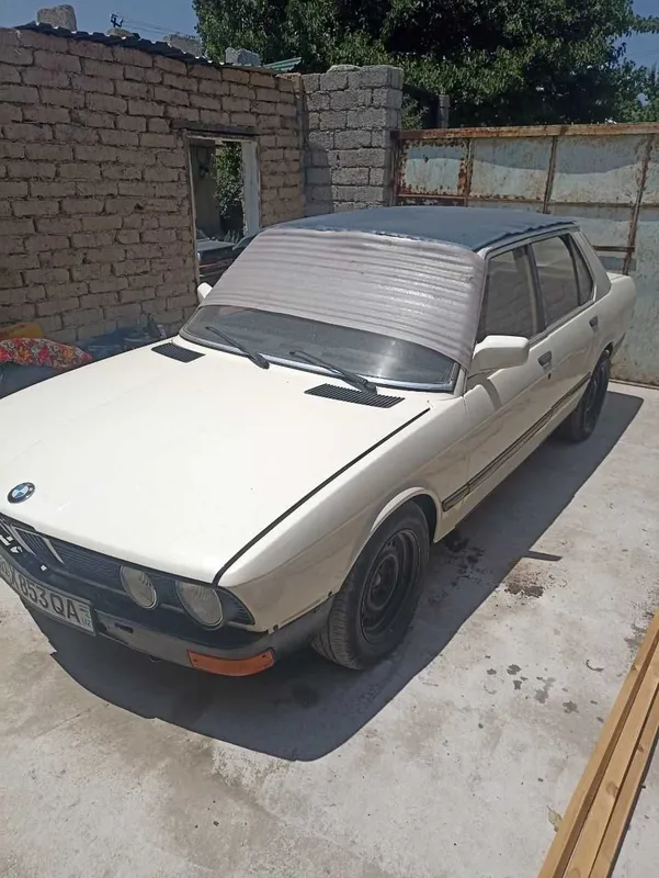 Bmw 535 e28 nemis klassikasi. 3 Bmw 535 e28 nemis klassikasi. 3