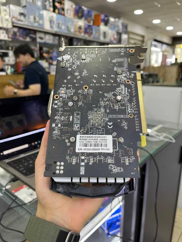 Видеокарта amd radeon rx 580 — фото 1