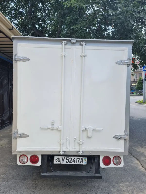 Sotiladi Kia Bongo 2009 Yil 5 Sotiladi Kia Bongo 2009 Yil 5