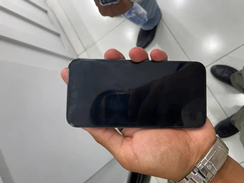 iPhone 13 Pro 1 iPhone 13 Pro 1