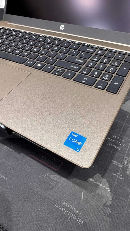 Hp Laptop core i3 4 Hp Laptop core i3 4