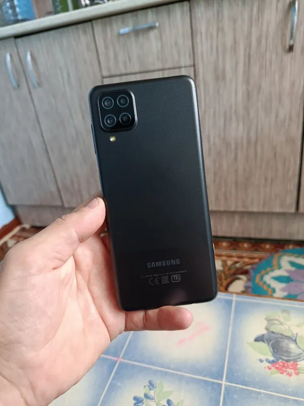 Samsung A12 sotiladi 3