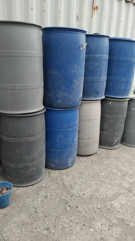 Bochkalar bor 200 lt 100 ming somdan