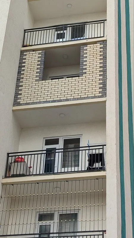 Balkonga g'isht teramiz. Kladka balkon. Керпичная кладка балконов — фото 1