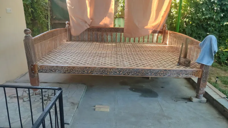 Suri tapchan karavat