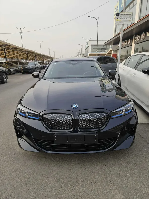 Bmw I-3 35 L naxt va halol nasiya savdo