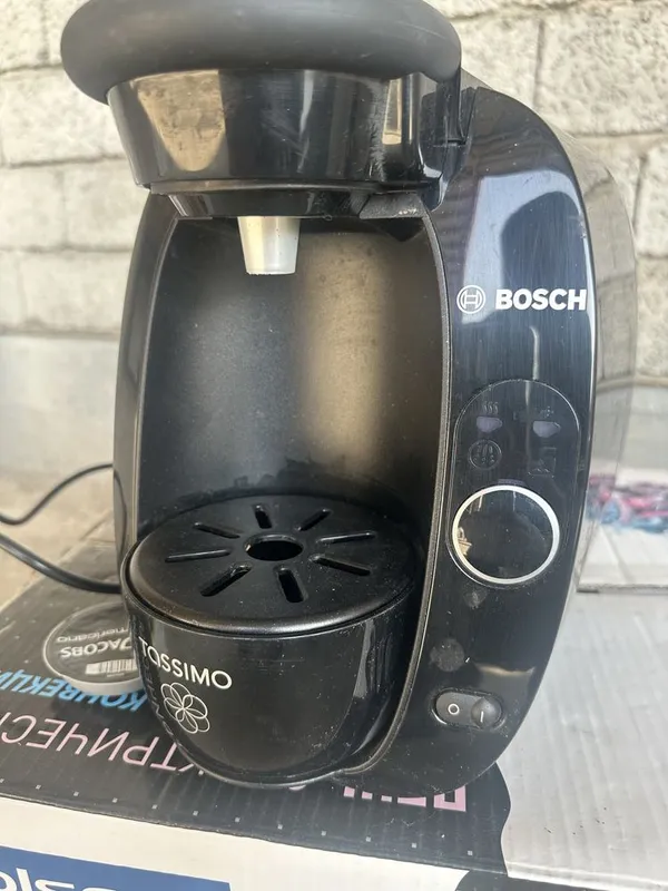 Кофеварка Bosch Tassimo — чёрная T20 TAS2002UC — 1 Кофеварка Bosch Tassimo — чёрная T20 TAS2002UC — 1
