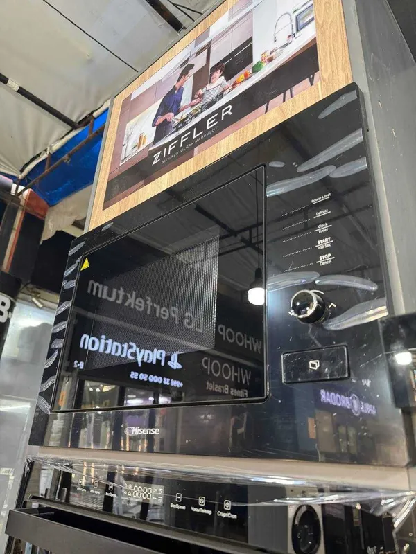 Встраиваемая микроволновая печь Hisense HB25MOBX7 25 л +гриль — фото 5