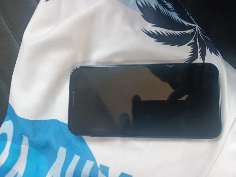 phone 12 росиядан олганман 4 phone 12 росиядан олганман 4