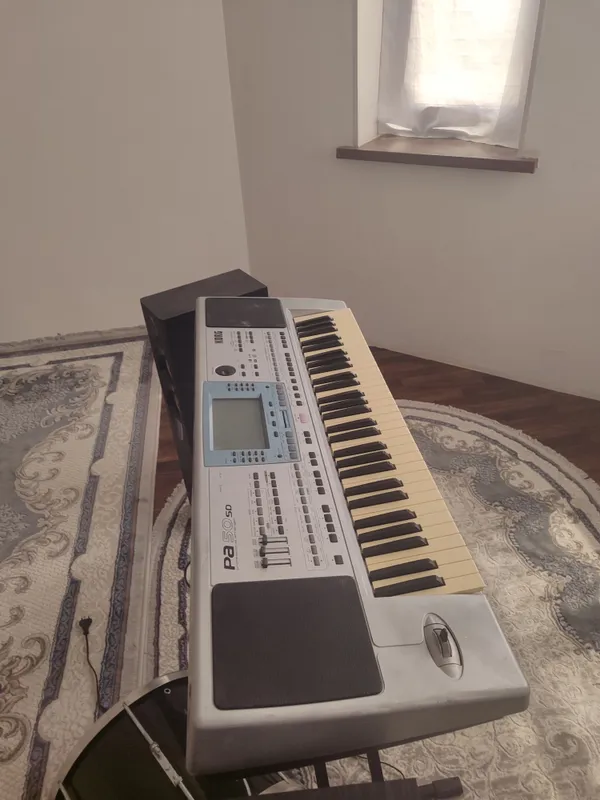 Синтезатор Korg PA50