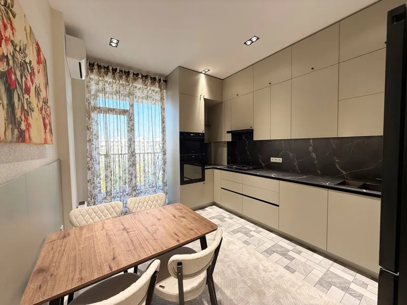 Mirzo Ulug‘bek tumanida 3 xonali, 92 m² kvartira sotiladi 4