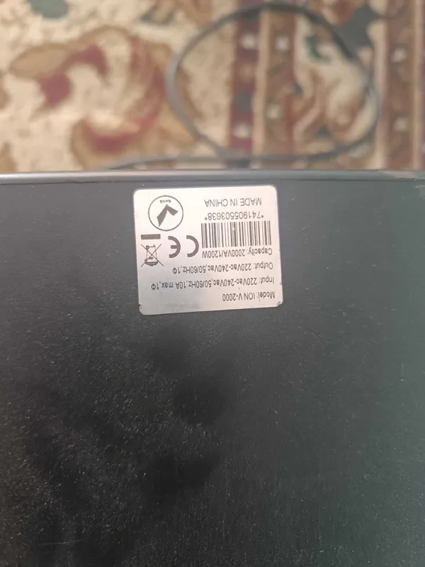 Срочно продам юпс 2000v/a 2 Срочно продам юпс 2000v/a 2