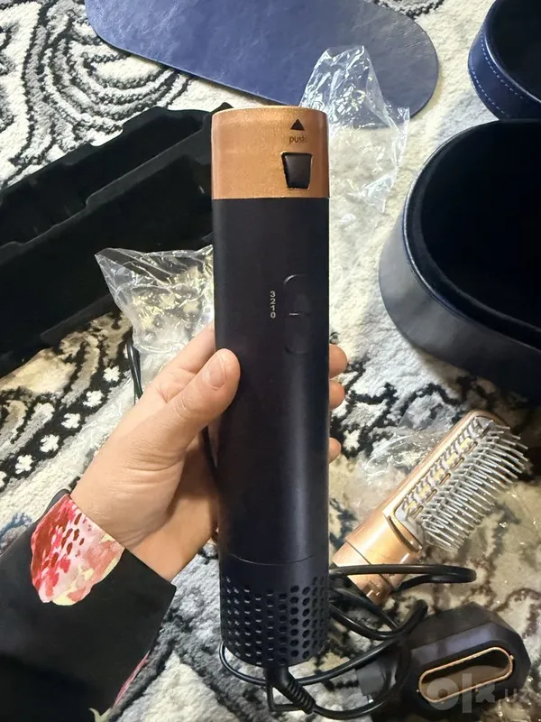 Фен Dyson для укладки волос 4 Фен Dyson для укладки волос 4