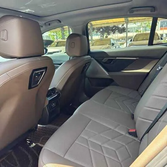 BMW I5 naxt, halol nasiya + foizsiz rassrochka — фото 2