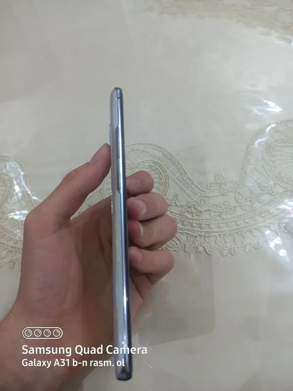 Samsung s10 + 5g karobka yoq!! — фото 1