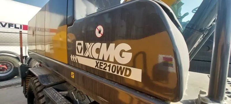 Экскаватор колесный XCMG XE210WD в (Ташкенте) 1 куб — фото 2 Экскаватор колесный XCMG XE210WD в (Ташкенте) 1 куб — фото 2