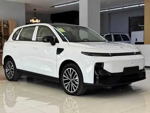 Leapmotor B10 comfort 510km 2026yil 0probeg 1 Leapmotor B10 comfort 510km 2026yil 0probeg 1