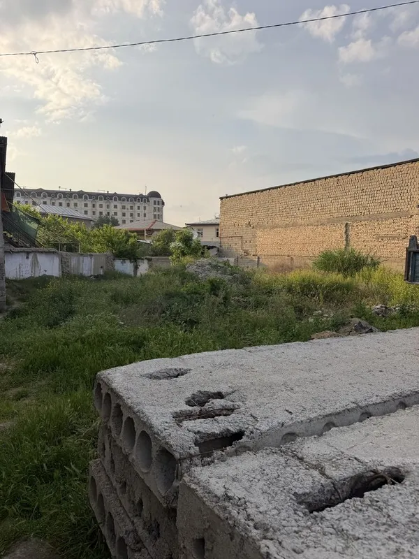 Земля в центре города — фото 1