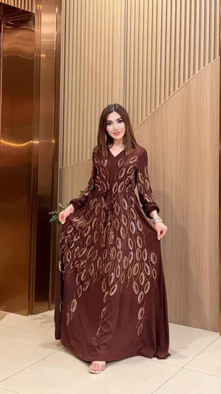 Ayollar kiyimi Ayollar kiyimi