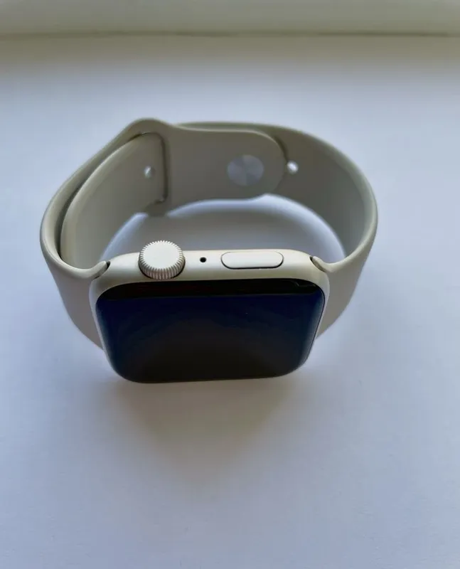 Apple Watch SE 2 5 Apple Watch SE 2 5