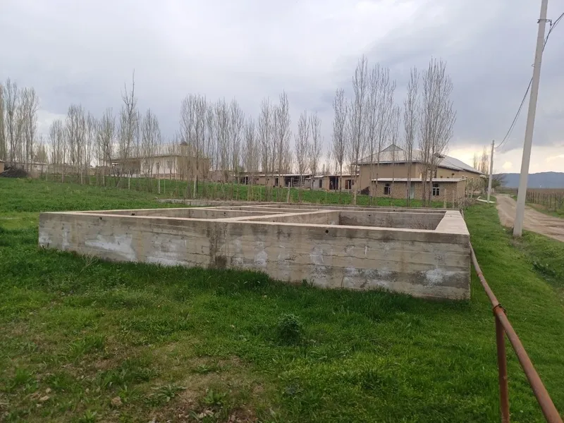 Участка сотилади