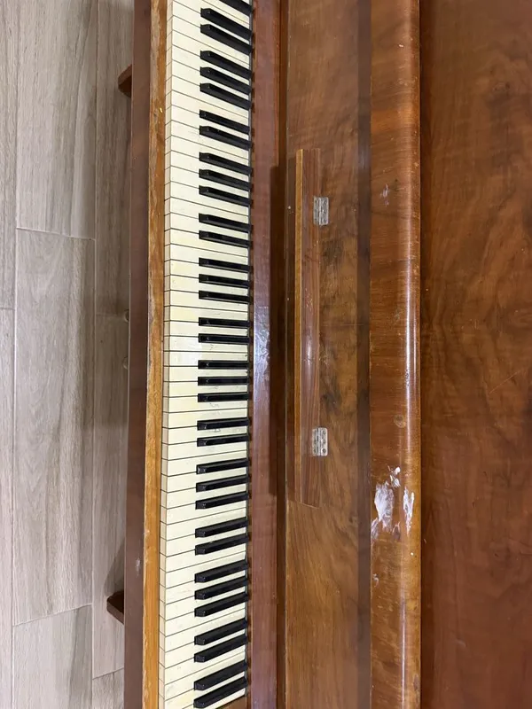 Pianino sotiladi holati oʻrta 3 Pianino sotiladi holati oʻrta 3