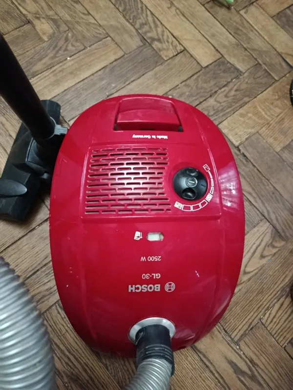 Пылесос Bosch GL-30 на запчасти 3 Пылесос Bosch GL-30 на запчасти 3