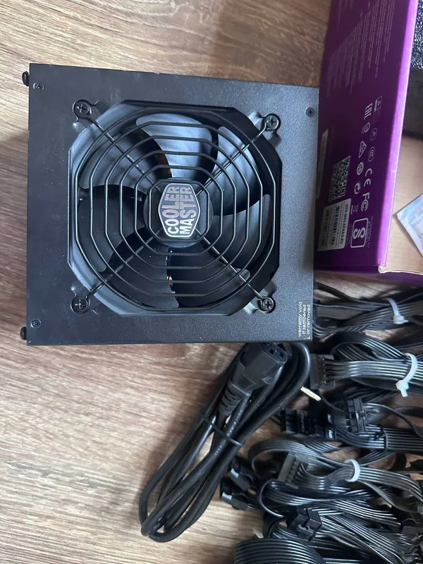 Модульные блоки Cooler Master MWE Gold 850W - V2 (Почти новые) — фото 2