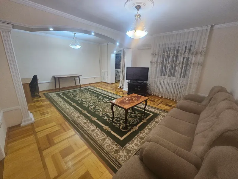 Продажа квартиры 3.2/2/4 80 кв.м. ЦУМ .110 школа