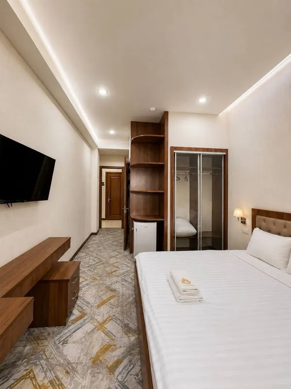 42 Xonali Mehmonxona Ijaraga | Tayyor Biznes | Remax Elvina 4