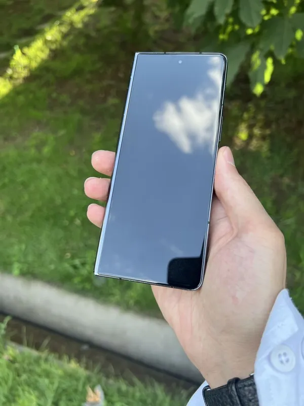 Samsung Z Fold 5 12/512GB dous 5 Samsung Z Fold 5 12/512GB dous 5