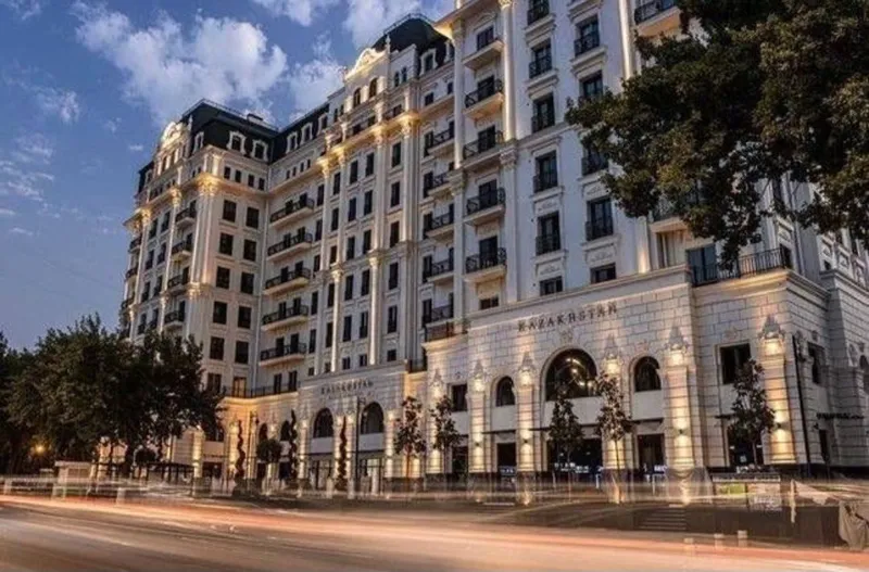ЖК Kazakhstan. Продажа. Нежилое помещение 600 м2.