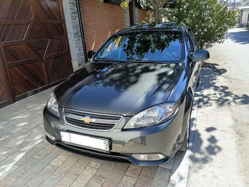 Chevrolet Lacetti / Gentra 3-pozitsiya sotiladi 3 Chevrolet Lacetti / Gentra 3-pozitsiya sotiladi 3