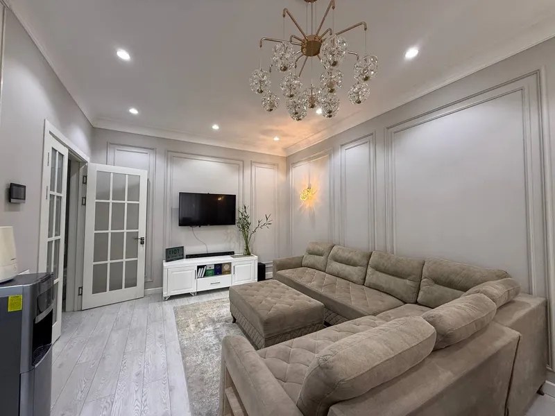 Yunusobodda 210 m² 6 xonali 2 qavatli kvartira 1