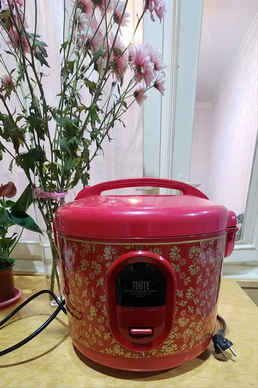 Продаётся рисоварка