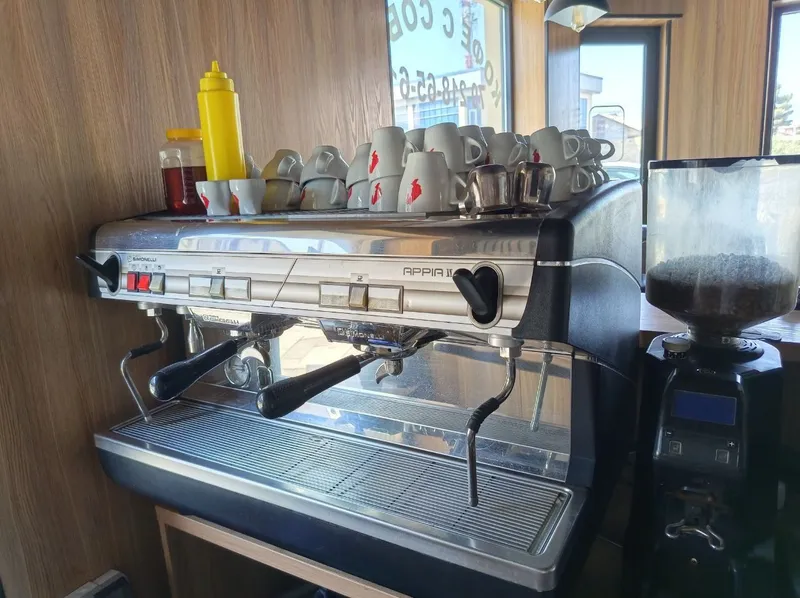 кофемашина Nuova Simonelli Appia II + кофемолка 1 кофемашина Nuova Simonelli Appia II + кофемолка 1