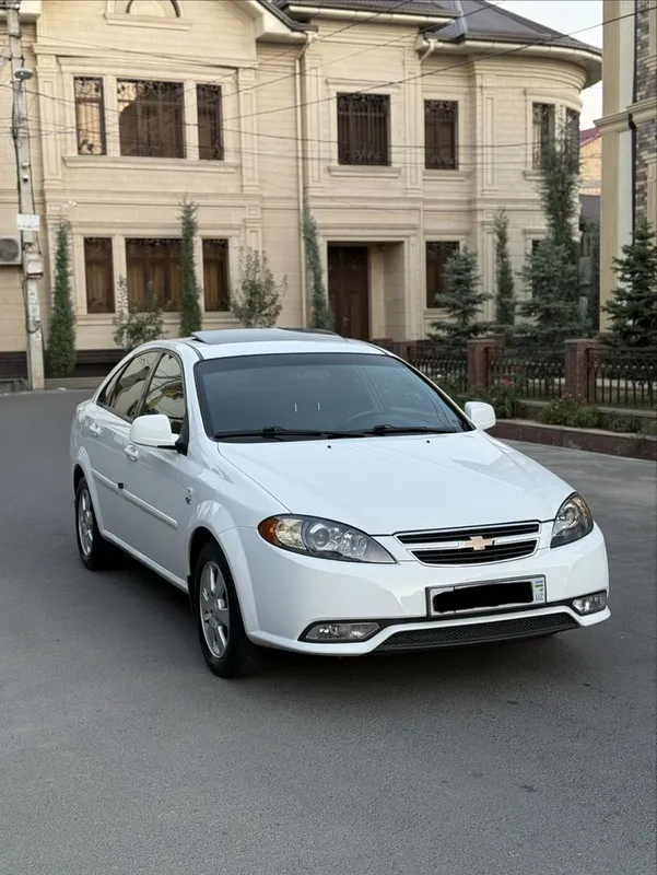 Gentra 2018 3-pozitsiya Avtomat karobka srochna sotiladi. Jentra 2