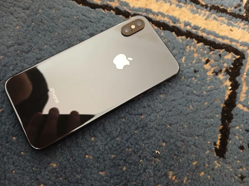 iphone x  X 2