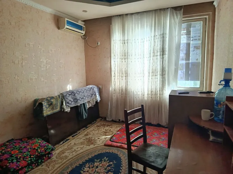 Продаётся Чиланзар 8кв 3*4/4/4 1
