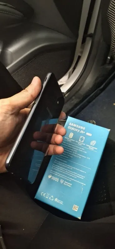Samsung J6 plus holati yaxshi, xotinim foydalangan, qutisi, hujjatlari bor 4 Samsung J6 plus holati yaxshi, xotinim foydalangan, qutisi, hujjatlari bor 4