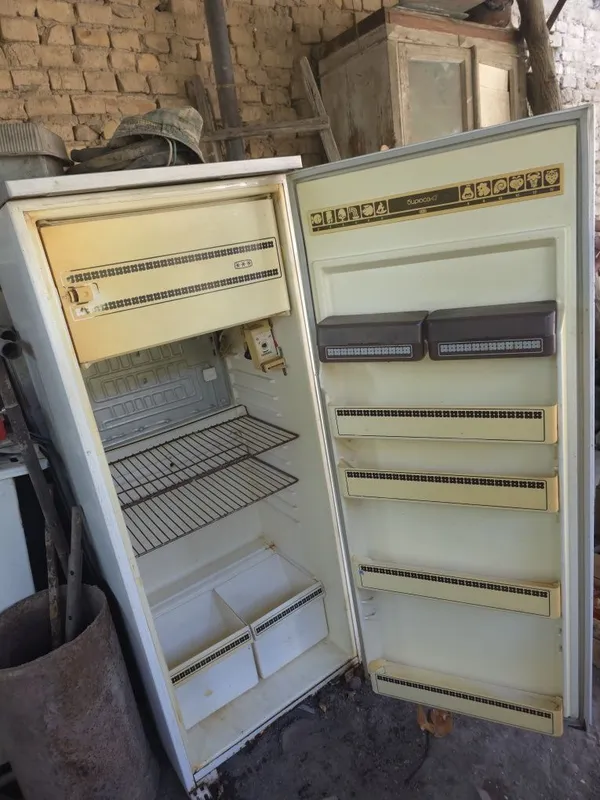 Холодильник Бирюса (в рабочем состоянии) 7 Холодильник Бирюса (в рабочем состоянии) 7