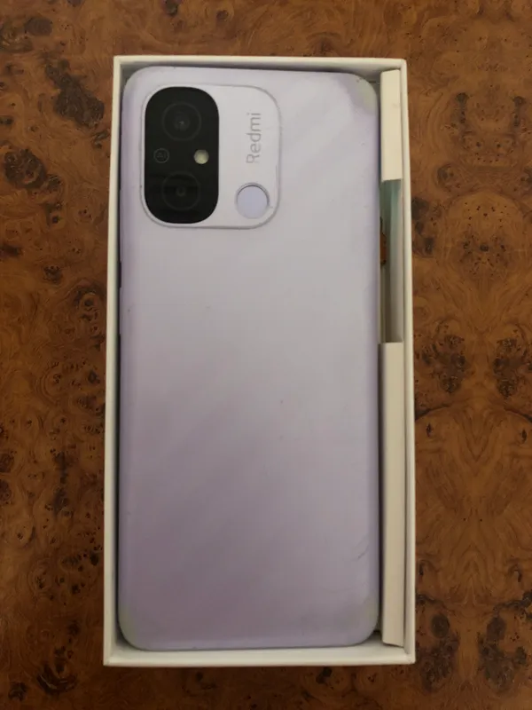 iphone 8 Redmi 12c abmen 1 iphone 8 Redmi 12c abmen 1