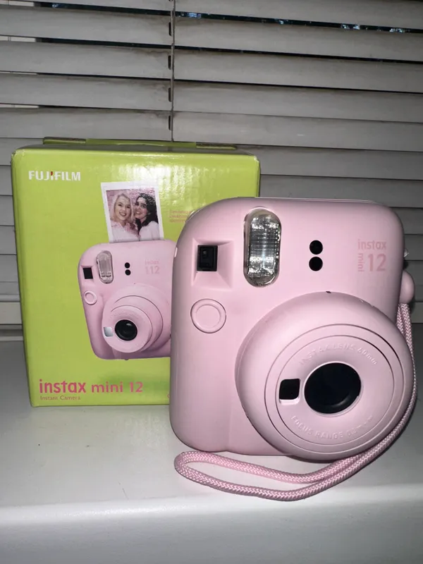 Фотопарат instax mini