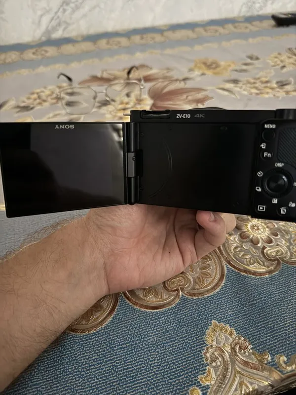 sony zv-e10 18mm-105mm 1