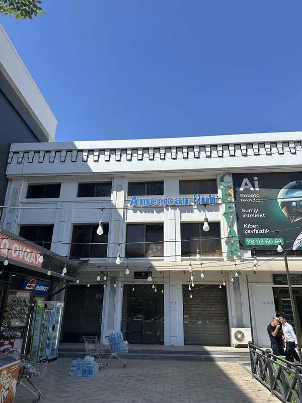 Ijara uchun bino 3qavatlik shahar markazidan barcha qulayliklarga ega. Ijara uchun bino 3qavatlik shahar markazidan barcha qulayliklarga ega.