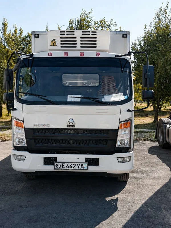 Howo sinotruk 5tonalik