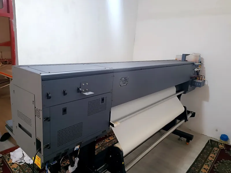 Sublimatsiya printer 3 ta galofkali holati yangi ishlamagan deyarli — фото 1