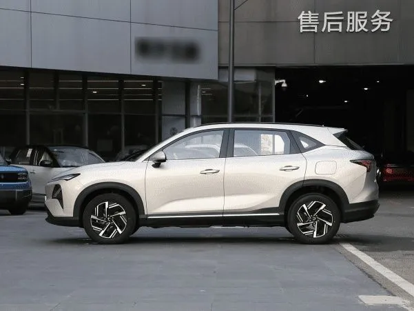 Авто электромобиль новый WULING STARLIGHT - S , кроссовер 1 Авто электромобиль новый WULING STARLIGHT - S , кроссовер 1